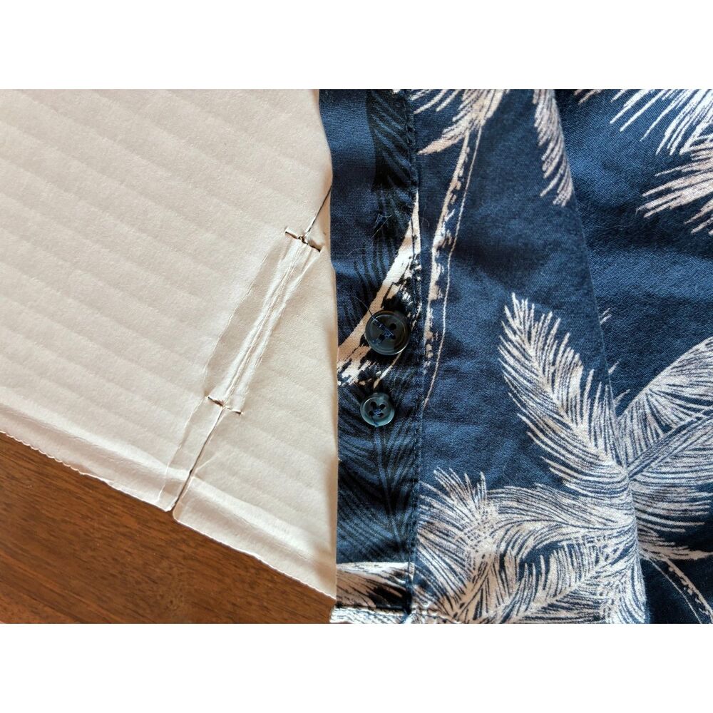 Colours Alexander Julian Men’s L Hawaiian Shirt Palm Tree Tropical Blue Cotton - Picture 6 of 6